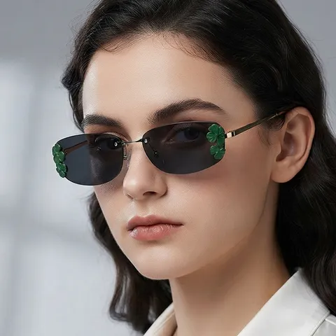Lunettes de Soleil Carrées Sans Monture Monture en Métal Décoration de Feuille Lunettes Punk Style Ins Protection Solaire Lunettes de Soleil pour Unisex Quotidien Extérieur Fête
