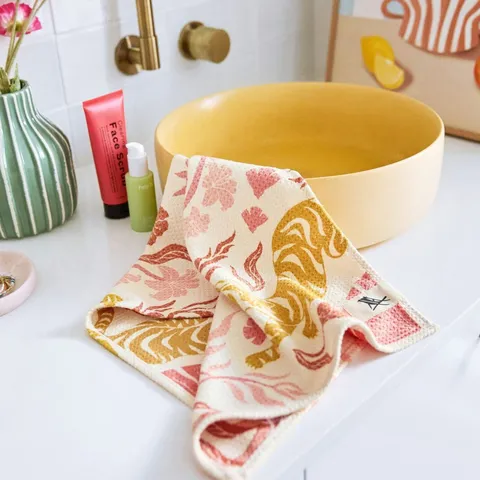 Microfiber Beach Towel Waffle Print Quick Dry Bath Towel Oversized Pool Towel For Swimming Travel Outdoor Beach Vacation