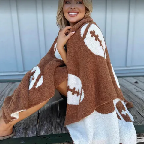 Knitted Jacquard Throw Blanket Soft Feather Yarn Football Baseball Pattern Cozy Blanket For Sofa Bed Living Room Home