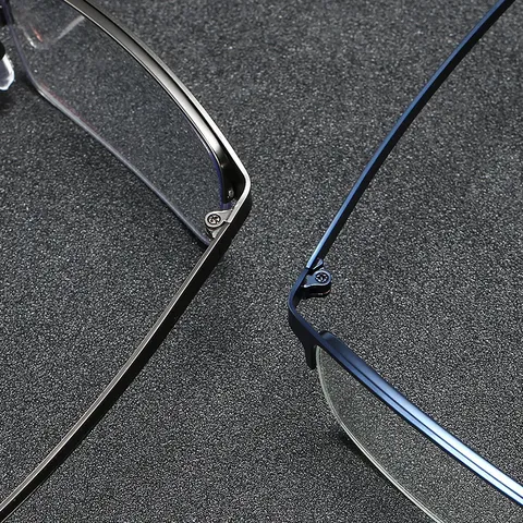 Heren Zakelijk Half-Randloos Metalen Brilmontuur Anti-Blauw Licht Bril Meekleurend Optisch Montuur voor Mannen