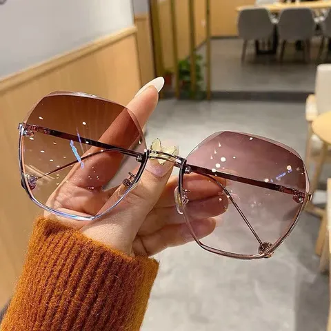 Gafas de Sol Poligonales Sin Montura para Mujer Lente de PC Montura de Metal Protección UV400 Gafas de Sol de Color Degradado