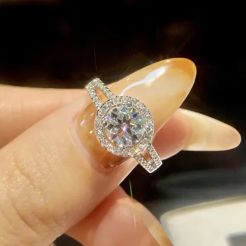 925 Sterlingsilber Moissanit Ring Für Damen Rund Halo Geteilter Schaft Strass Emaille Jahrestag Verlobung Hochzeit Abschlussball Geschenk Schmuck