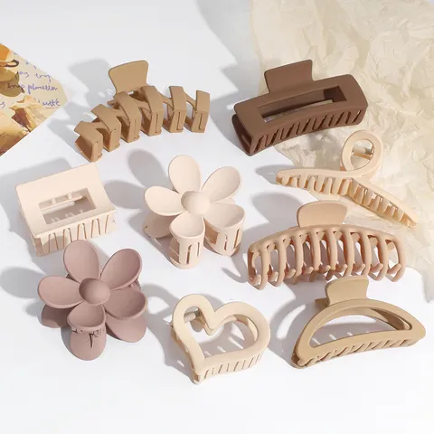 Minimalistisch Mat Plastic Hars Bloem Haarklem Geometrisch Hart Haarklem Haaraccessoire Voor Dagelijks Woon-werkverkeer Vrouwen