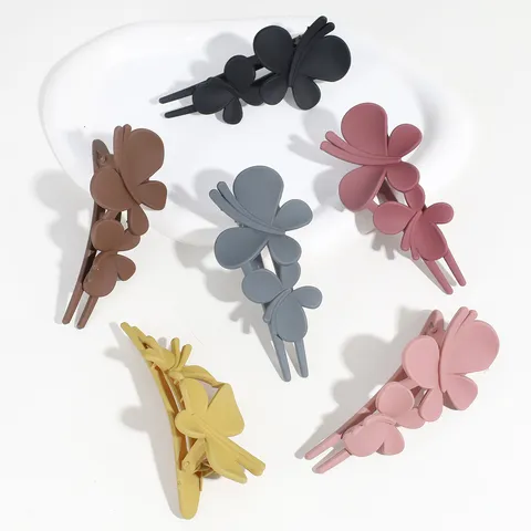 Matte Plastic Butterfly Hair Claw Clip Elegant Geometric Leaf Duckbill Hairpin For Women French Updo Hair Accessories Everyday Gift