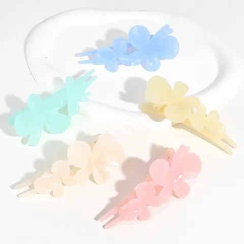 Matte Plastic Butterfly Hair Claw Clip Elegant Geometric Leaf Duckbill Hairpin For Women French Updo Hair Accessories Everyday Gift