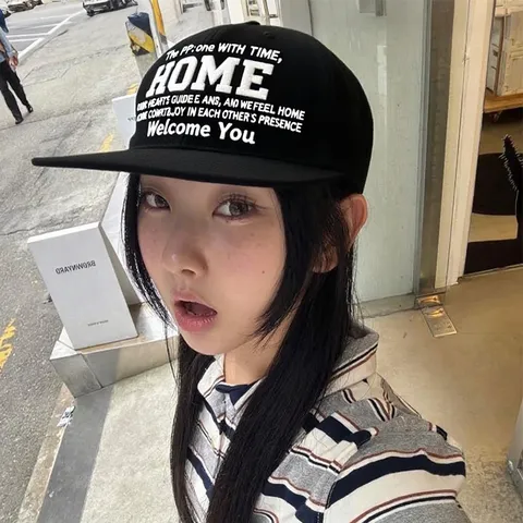 Koreanischer Stil Streetwear Buchstaben Stickerei Flache Krempe Baseballkappe Unisex Lässig Sonnenschutz Hip Hop Snapback Hut