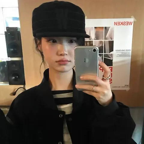 Retro Corduroy Flat Top Cadet Hat Autumn Winter Street Letter Embroidered Casual Visor Hat For Men Women