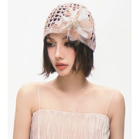 Damen Sommer Ausgehöhlte Strick Beanie Mütze Häkeln Mesh Blumen Dekoriert Casual Kappe Mode Accessoires