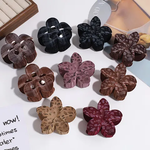 Maillard Style Flocked Flower Hair Claw Clip Leopard Plaid Print Retro Flower Hair Accessories For Women Spring Summer Hairpin
