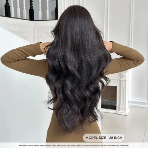 Parrucca Sintetica Lunga Body Wave da Donna Con Frangia Piatta Aspetto Naturale Fibra Opaca Resistente al Calore Accessorio per Capelli