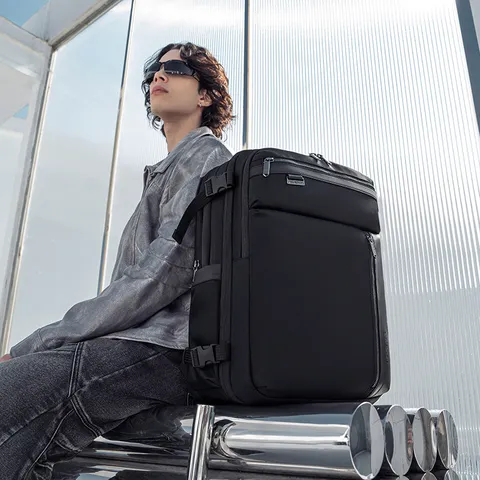 Grote Capaciteit Waterdicht Nylon Business Rugzak Reizen Laptop Daypack Voor Mannen En Vrouwen Woon-werkverkeer Tas
