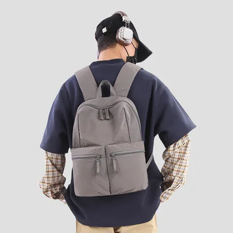 Zaino per Uomo Donna Grande Capacità Zaino da Viaggio Impermeabile Multitasche Outdoor Zaino Sportivo Casual Borsa Daypack