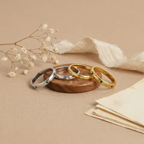 Light Luxury White Green Zirconia Ring 304 Stainless Steel Two Tone Stackable Commuter Star Inlaid Finger Ring For Women Fashion Jewelry