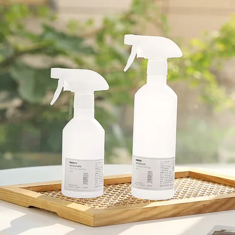 Plastic Spray Bottle Hand Pressed Fine Mist Sprayer Portable Watering Bottle For Plants Cleaning Dispenser