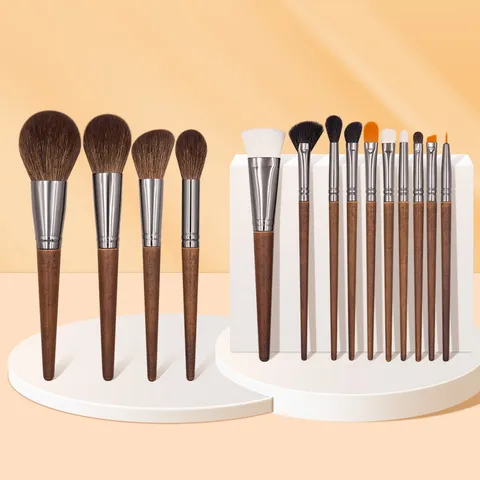 Professionele Dierenhaar Make-up Borstels Geitenhaar Ponyhaar Synthetische Vezel Beukenhout Handvat Foundation Poeder Oogschaduw Blending Borstels Met PU-Lederen Opbergtas Cilinder Etui Voor Make-up Artiesten Vrouwen