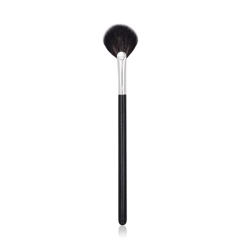 Small Fan Shaped Highlighter Brush Professional Goat Hair Blush Brush Wooden Handle Face Makeup Tool Soft Bristle Brush