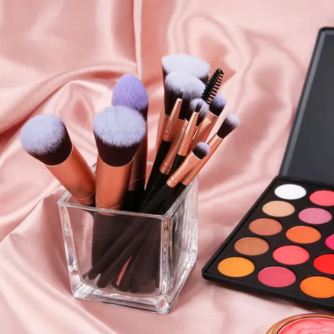 Professional Makeup Brush Collection Synthetic Fiber Bristles Wood Handle Beauty Tools Foundation Eyeshadow Powder Blushing Contour
