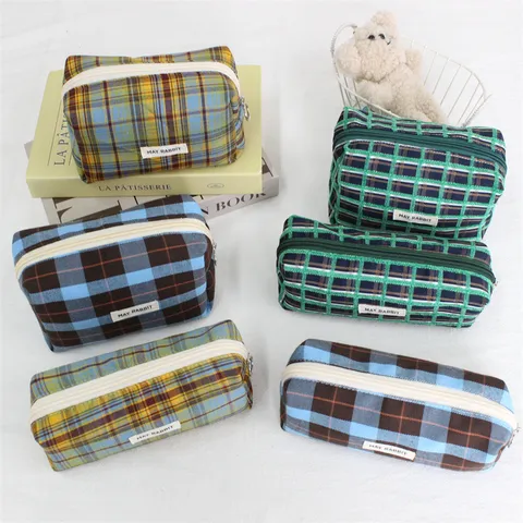 Trousse à Crayons en Coton Plaid Rétro Simple Littéraire pour Étudiants Sac de Rangement de Papeterie Grande Capacité Multi-usages Sac à Cosmétiques