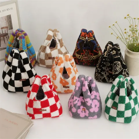 Ins Stil Plüsch Mini Handtasche Vintage Ethnisch Druck Schachbrettmuster Blumen Pünktchenmuster Herbst Winter Offen Handgelenktasche Für Damen