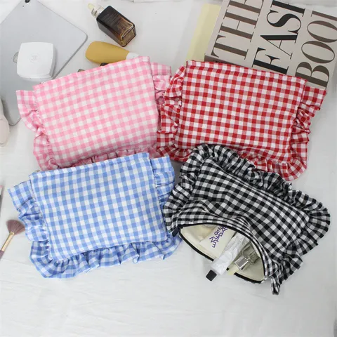 Ins Plaid Ruffle Cosmetic Bag Large Capacity Girls Clutch Simple Portable Skincare Toiletry Bag Polyester Checkered Wash Bag