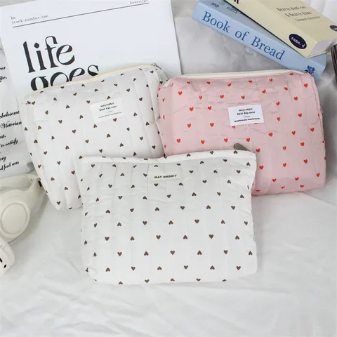 Sac à Main Matelassé à Cœur Style Coréen Sac à Lunch Grande Capacité Trousse de Maquillage Portable Sac à Main en Tissu Matelassé