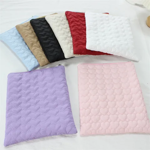 Quilted Heart Polyester Tablet Sleeve Bag Cute Shockproof Laptop Storage Pouch Soft Inner Liner Case For Everyday Travel Unisex