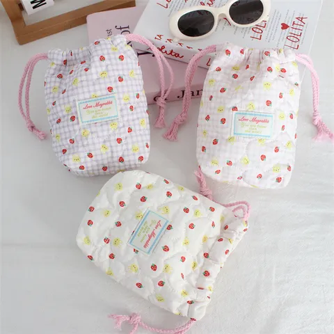 Quilted Padded Drawstring Camera Bag Protective Pouch For CCD Polaroid Anti-Fall Grid Strawberry Rabbit Pattern Storage Bag