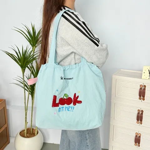 Bolso Tote con Cordón y Bordado de Cerezas Gran Capacidad Bolso de Hombro de Nylon para Mujer Escuela Bolso Casual
