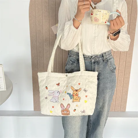 Schattige Cartoon Gorduurd Gequilt Hart Tote Bag Grote Capaciteit Polyester Schoudertas Casual Handtas Voor Vrouwen