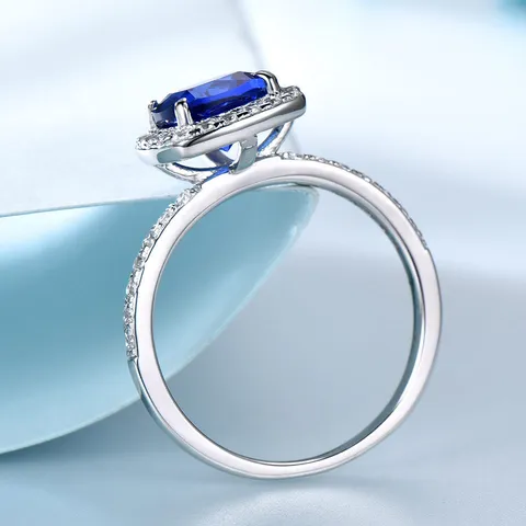 Euroamerikanisch Leichter Luxus Kupfer Strass Ring Für Damen Geometrisch Quadrat Kissen Schliff Cluster Ring Jahrestag Geschenk Schmuck