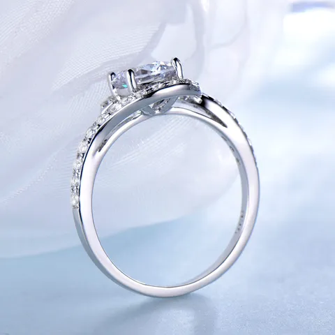 Luxus 925 Sterlingsilber Zirkonia Ring Europäisches Romantisches Geometrisches Design Modeschmuck Damen Fingerring Geschenk