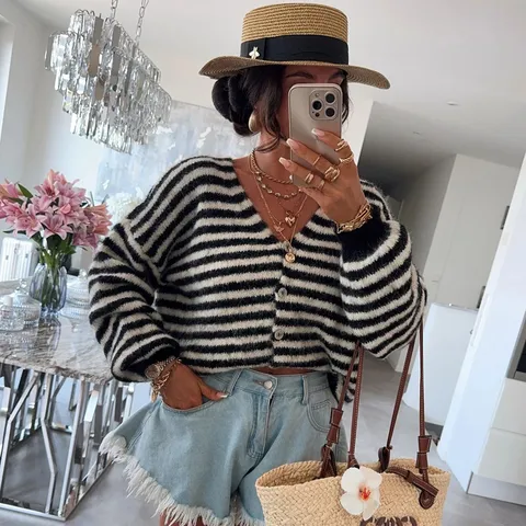 Women Casual V-Neck Long Sleeve Color Block Cardigan Sweater Autumn Winter Knitwear Oversized Open Front Button Down Top