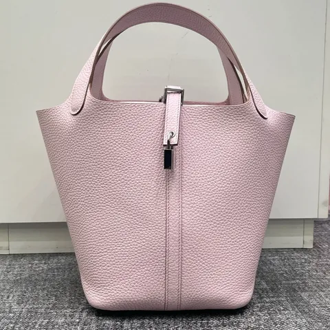 Genuine Leather Bucket Bag For Women Handcrafted Stitching Top Handle Bag Metal Lock Closure Large Capacity Handbag