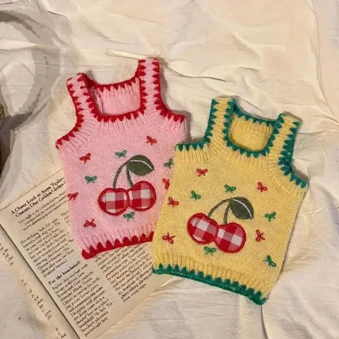 Mignon Pull pour Chien Animal de Compagnie Hiver Chaud Polaire Chiot Vêtements Broderie Cerise Gilet Petit Chien Vêtements