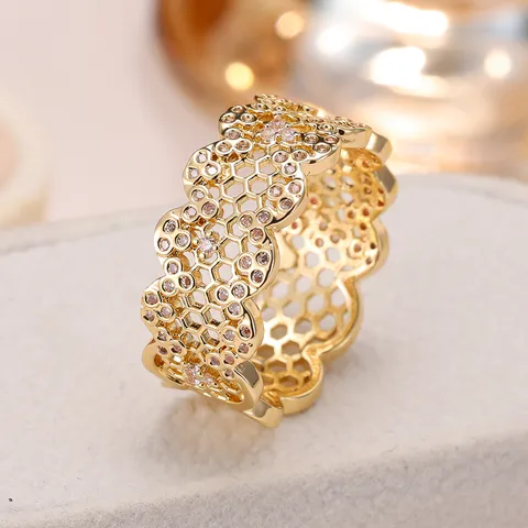Korean Style Wave Honeycomb Hollow Ring For Women Vintage Gold Plated Copper Micropave Zirconia Geometric Band Ring Fine Jewelry Gift