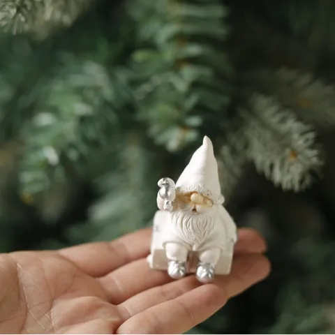 Noël Résine Figurines de Père Noël Blanc Argent Ornements Décoratifs Pour Fête Maison Décoration de Table