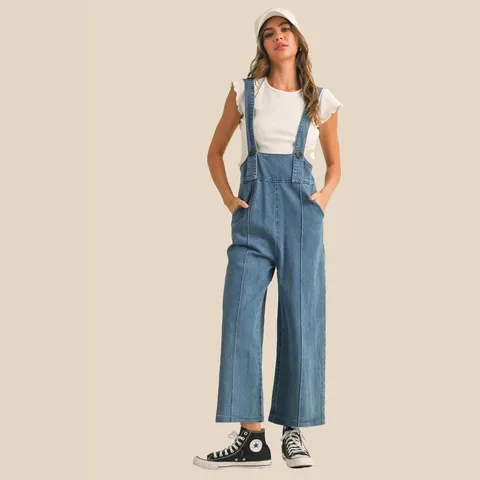 Women's Vintage Loose Straight Denim Overalls American Style Washed Blue Cotton Blend Adjustable Strap Bib Jumpsuit Jeans
