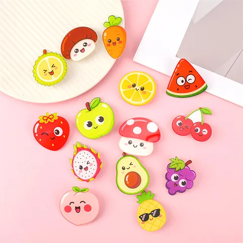 Süße Cartoon Acryl Frucht Brosche Abzeichen Pins Bedruckt Pilz Karotte Brosche Pin Für Kleidung Rucksack DIY Patch Dekoration Kinder Geschenk Schmuck