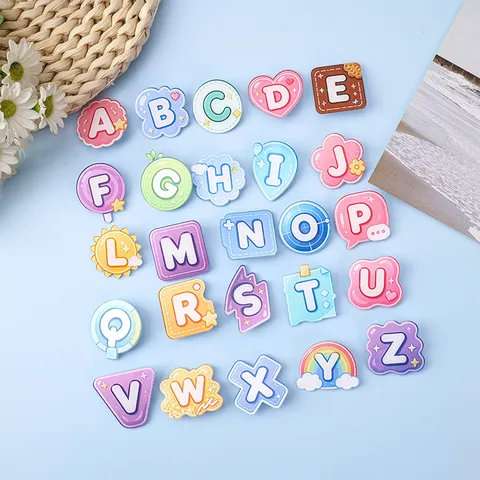 Cartoon Süße 26 Englische Alphabet Acryl Brosche Anstecknadeln Für Schüler Tasche Dekorationen Abzeichen Bastelzubehör Kinder Geschenk