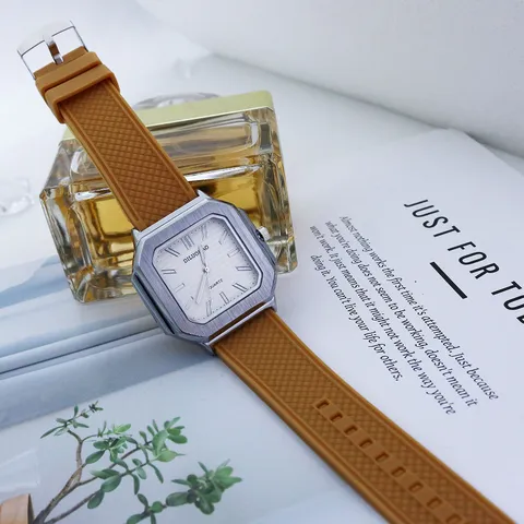 Reloj de Cuarzo para Hombre Negocios Moda Caja Cuadrada de Aleación Correa de Silicona Reloj de Pulsera Casual para Hombre Joyería