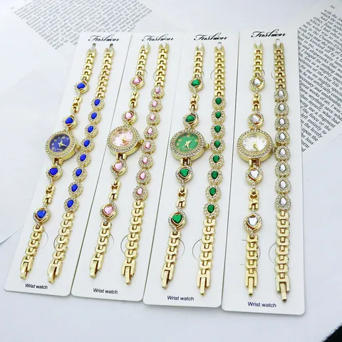 Mode Legierung Strass Quarzuhr Armband Set Für Damen Luxus Herzform Farbigen Kristall Eingelegt Goldkette Uhren Set