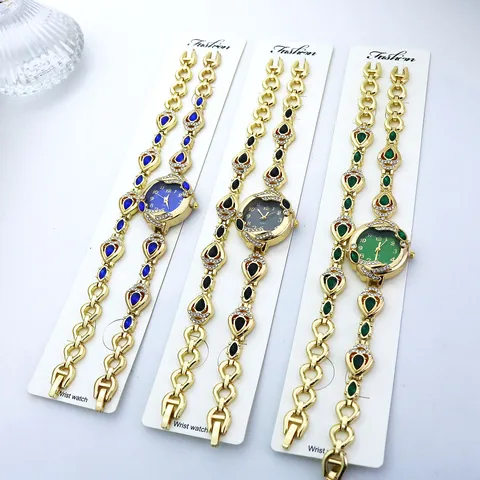 Damen Mode Quarz Armband Armbanduhr Elegant Strass Eingelegt Legierung Uhr Und Schmuck Ornament Für Damen Täglich Party