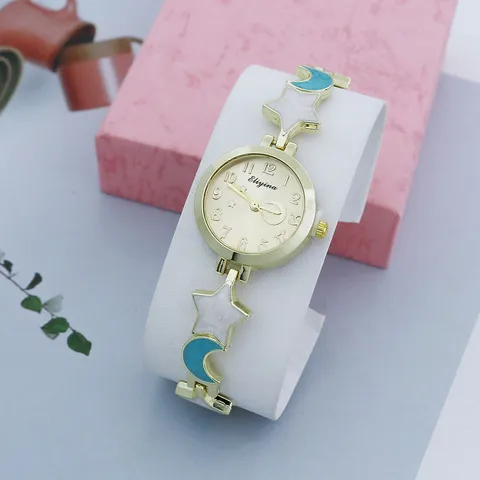 Orologio a Bracciale Stella Luna da Donna Elegante Cinturino a Catena in Smalto Oro Orologio al Quarzo da Polso Moda Gioielli