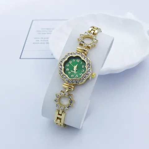 Mode Lässig Damen Strass Quarzuhr Legierung Armband Blumen Zifferblatt Kleid Armbanduhr Mehrfarbig Elegante Damen Schmuck Uhr