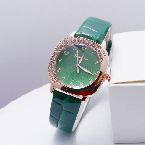 Fashion Square Quartz Watch For Women Rhinestone Inlaid Bezel PU Leather Strap Elegant Lady Wristwatch Analog Digital Dial