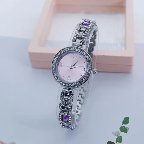 Elegante Luxus Damen Strass Quarz Armbanduhr Rundes Zifferblatt Eingelegte Strass Legierung Armbanduhr Für Damen Party Geschenk