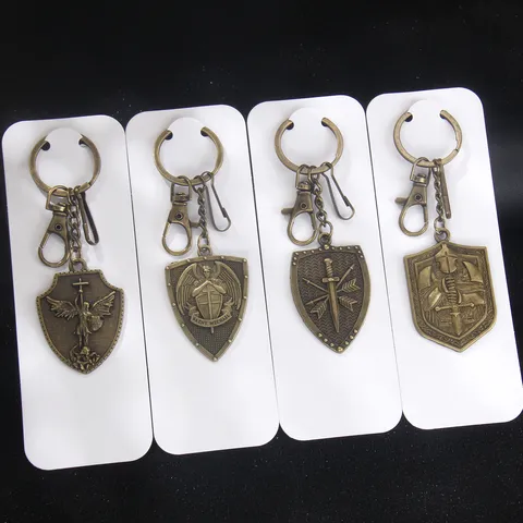 Vintage Shield Cross Keychain Antique Bronze Alloy Knight Armor Warrior Bag Pendant Retro Jewelry Key Ring