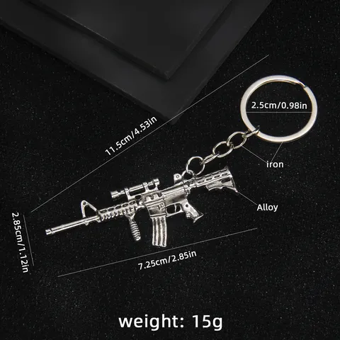 Metal Assault Rifle Model Keychain personalized Submachine Gun Pistol Shape Key Ring For Backpack Decoration Cool Men Jewelry