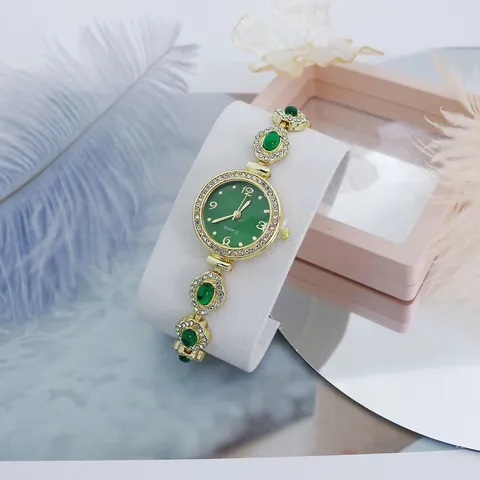 Vintage Luxury Women Quartz Bracelet Watch Elegant Alloy Rhinestone Artificial Pearl Inlaid Shiny Oval Gemstone Wrist Watch Jewelry Gift