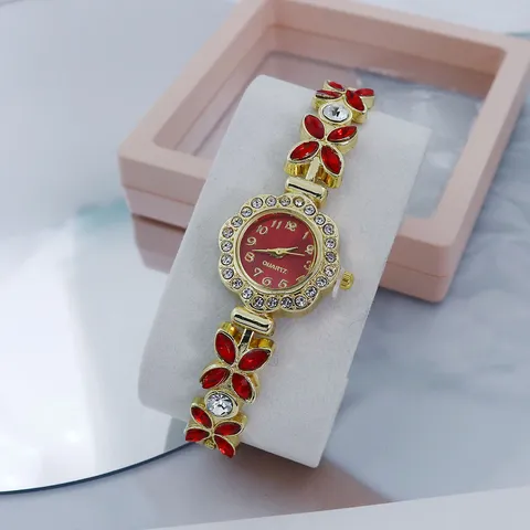 Dames Mode Elegant Bloemen Vlinder Armbandhorloge Luxe Strass Roestvrij Staal Analoog Quartz Polshorloge Cadeau
